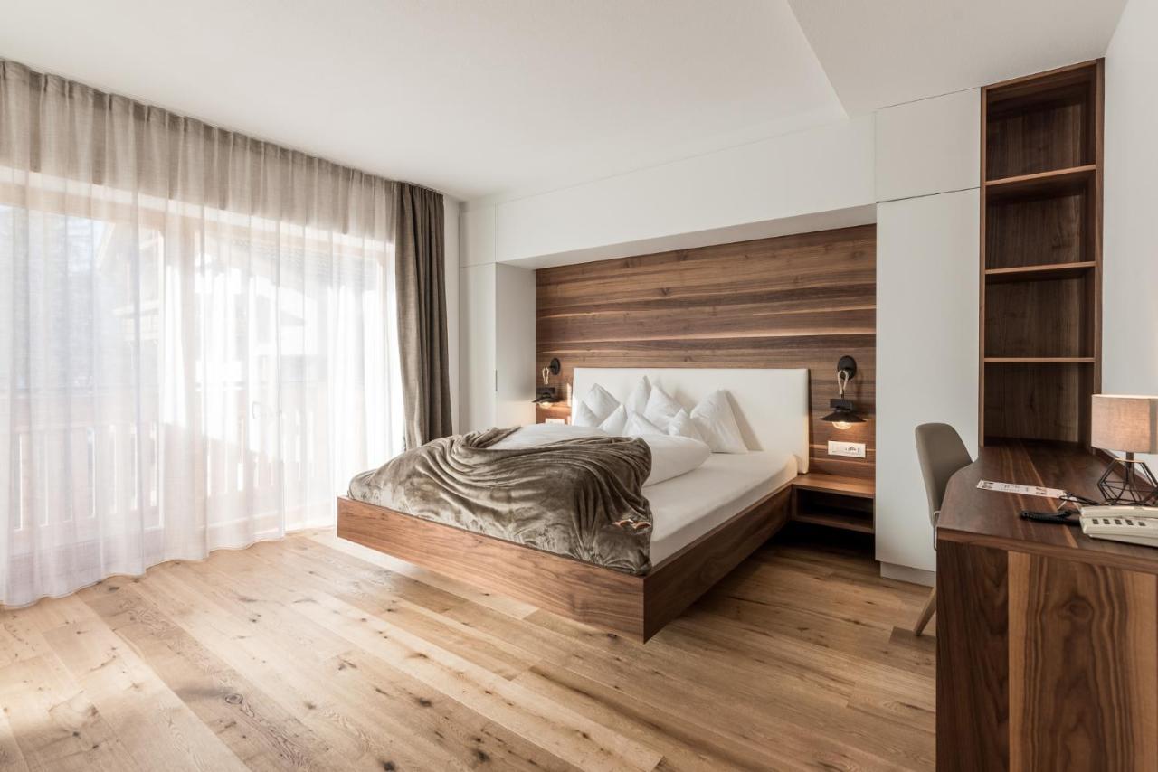 Hotel B&B Feldmessner Brunico Luaran gambar