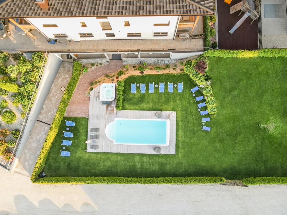 Hotel B&B Feldmessner Brunico Luaran gambar