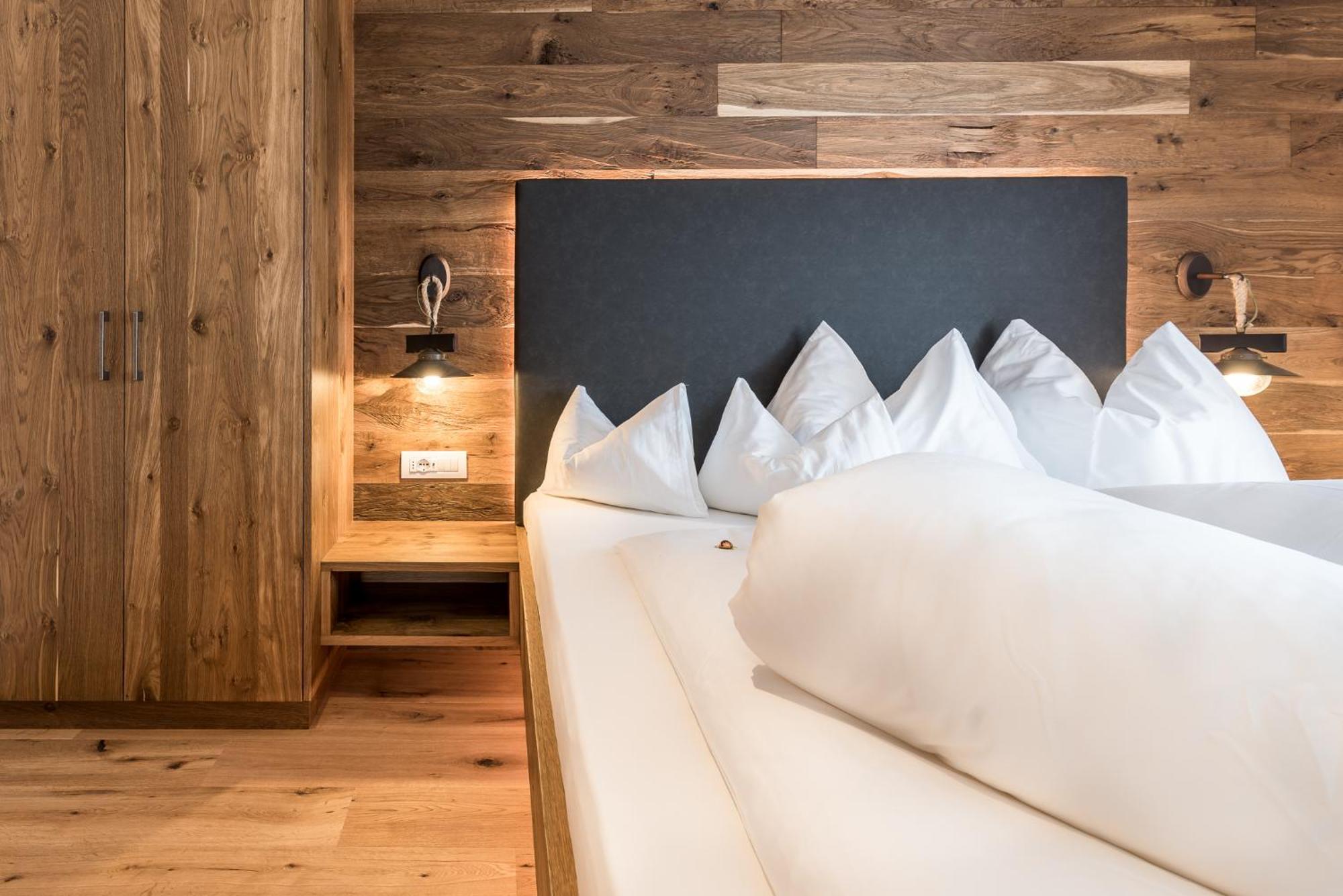 Hotel B&B Feldmessner Brunico Luaran gambar
